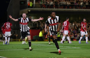 Grimsby Kalahkan MU di Carabao Cup Lewat Adu Penalti