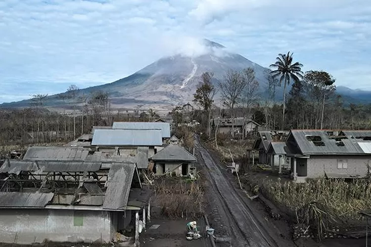 Marapi Erupsi Dua Kali Hari Ini: Status Waspada Tetap Berlaku