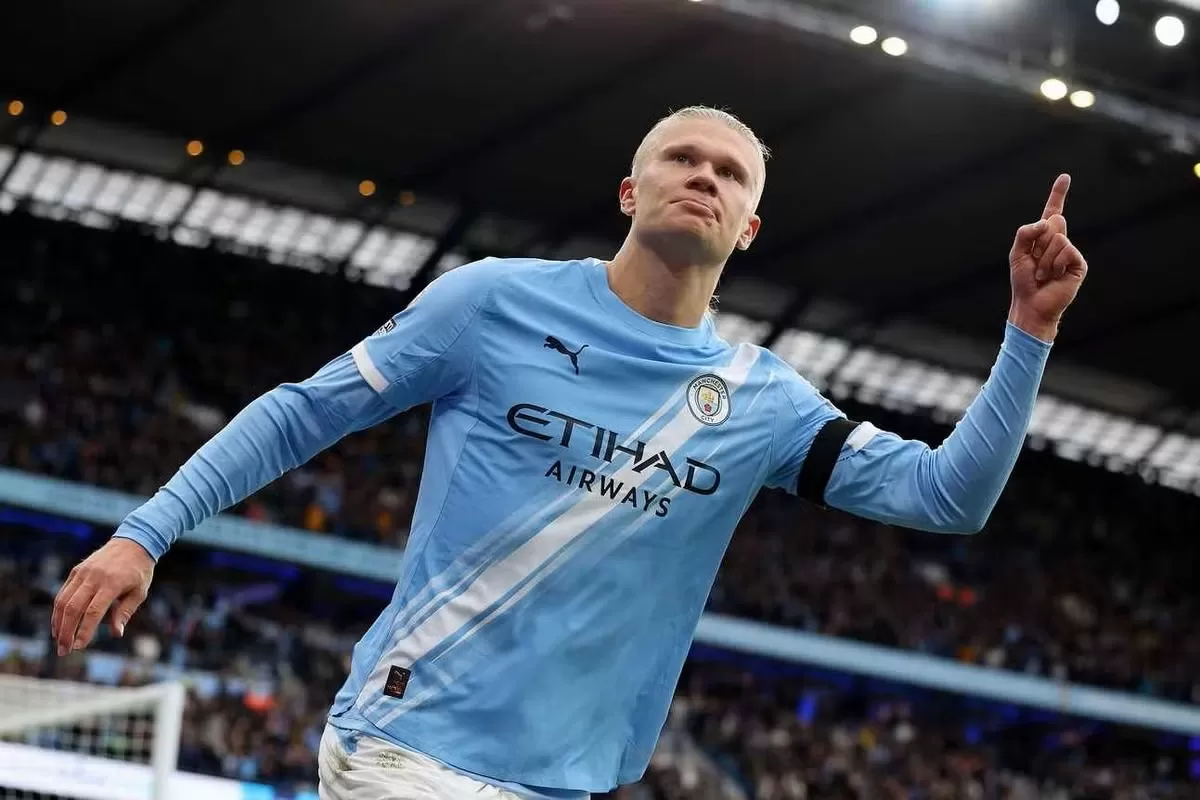 Manchester City Bantai Manchester United 3-0