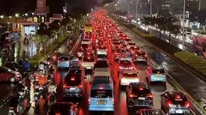 Kemacetan Jakarta Kian Parah, Gerbang Tol Dibuka Parsial