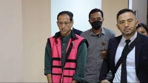 Sorotan Hukum: Dari Amicus Curiae Nadiem hingga Penangkapan Bjorka