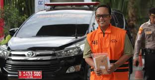 KPK Geledah Lampung Tengah: Sita Dokumen & Uang Ratusan Juta